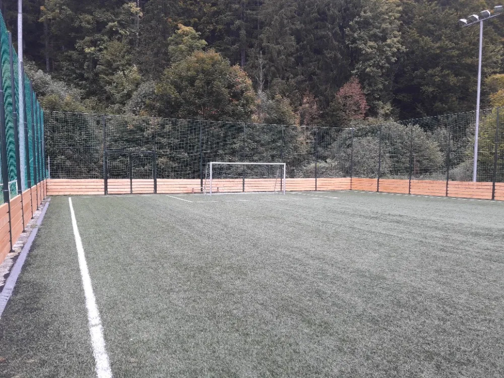 Profesionální oplocení fotbalového hřiště – Kovonavrátil